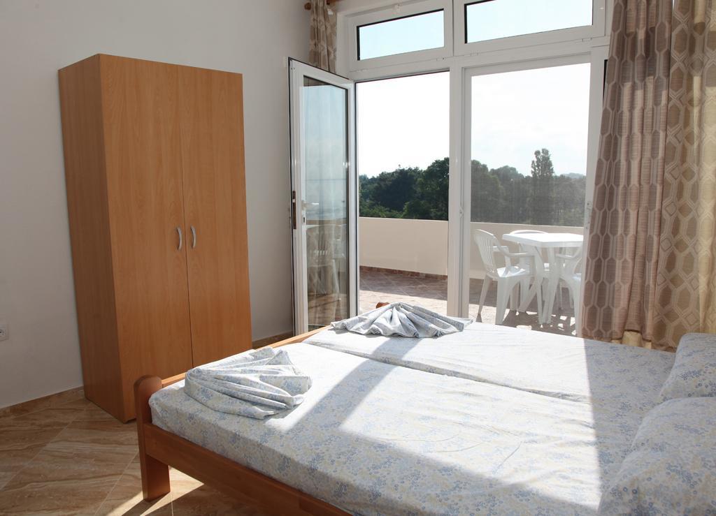 Sand And Sea Apartments Ulcinj Exterior foto
